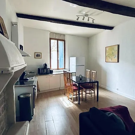 Et Riviere Apartmán *